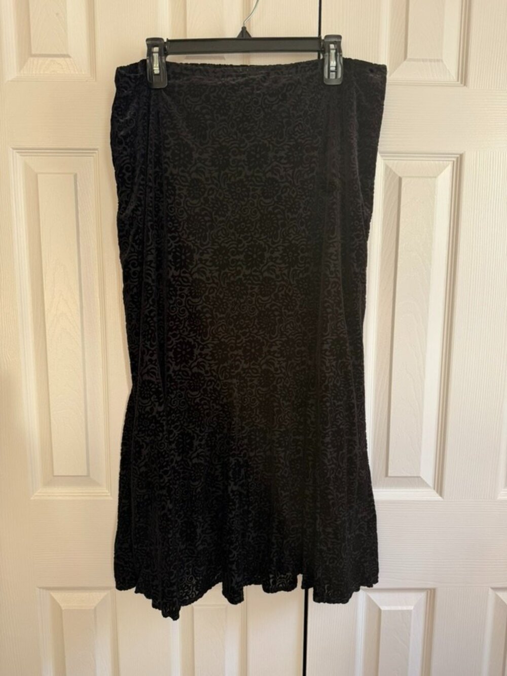 Notations Velour Floral Skirt (XL)